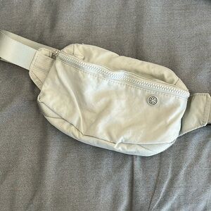Fanny pack/waist pack/crossbody